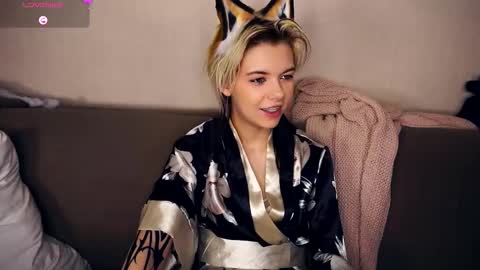 Snapshot of liliandaniels chatting on October 2025 06:26:02 AM Lilian online show from October 2025 06:26:02 AM