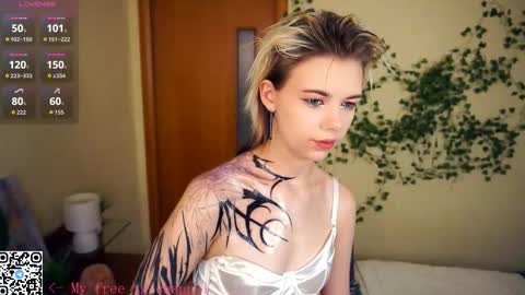 Snapshot of liliandaniels chatting on November 2025 07:46:02 AM Lilian online show from November 2025 07:46:02 AM