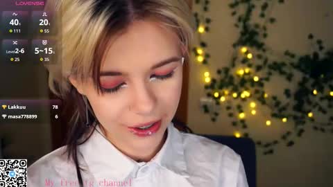 Snapshot of liliandaniels chatting on November 2025 07:08:02 AM Lilian online show from November 2025 07:08:02 AM