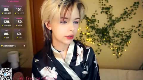 Snapshot of liliandaniels chatting on November 2025 07:11:02 AM Lilian online show from November 2025 07:11:02 AM