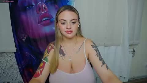 Snapshot of liliaterenzi_ chatting on July 2026 06:38:01 AM Lilia online show from July 2026 06:38:01 AM