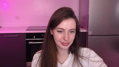 Lilu online show from June 2026 10:30:01 PM
