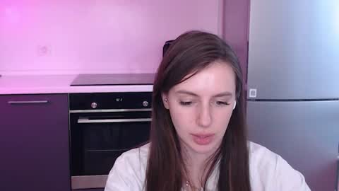 Lilu online show from June 2026 02:53:01 AM