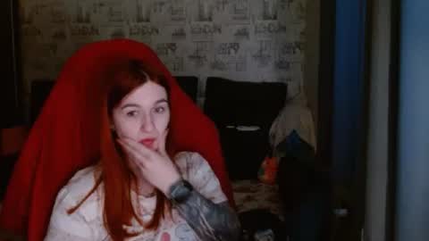 liliawoolf online show from February 2025 02:57:02 PM