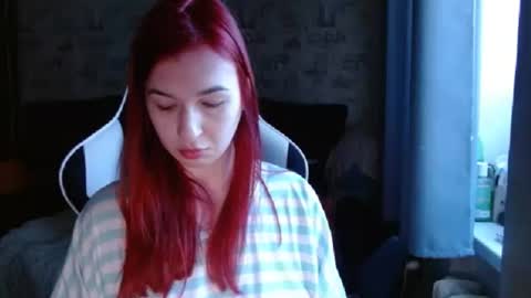 liliawoolf online show from February 2025 01:28:02 PM