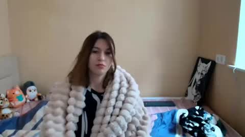 liliawoolf online show from October 2025 09:05:02 AM