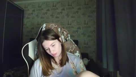 liliawoolf online show from April 2026 05:12:02 PM