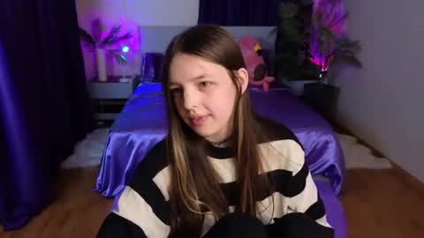 Lili Bakery online show from December 2024 04:03:02 AM