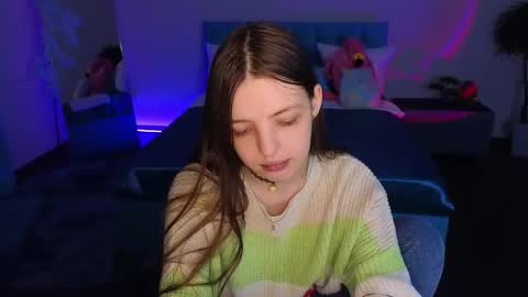 Lili Bakery online show from February 2025 03:30:01 AM