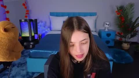 Lili Bakery online show from October 2025 01:46:01 AM