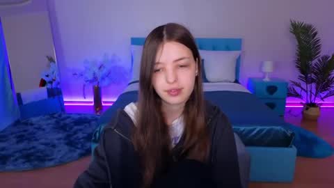 Lili Bakery online show from June 2026 02:45:02 AM
