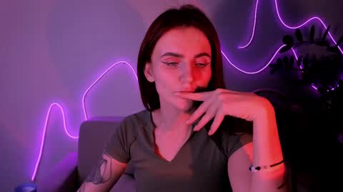 Lilie online show from December 2024 02:03:02 AM