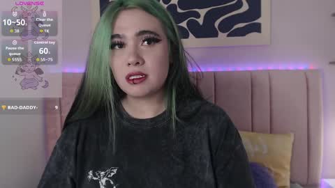 Liliith  online show from April 2026 08:32:02 PM