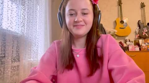 Lili online show from November 2025 04:45:02 AM