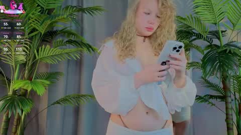 lililok101 online show from November 2025 02:50:02 AM