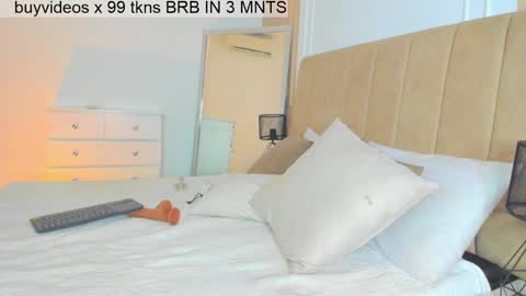 Lili  online show from March 2025 05:42:02 AM