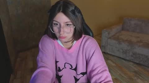 Snapshot of lilit_versal chatting on December 2025 03:22:02 AM Lilit online show from December 2025 03:22:02 AM