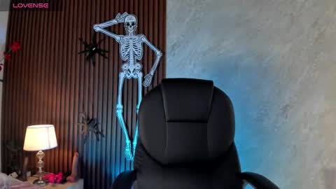 Snapshot of lilith__rosse chatting on October 2025 12:39:02 PM Lilith Rosse online show from October 2025 12:39:02 PM