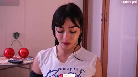 Snapshot of lilith__rosse chatting on December 2025 02:11:01 PM Lilith Rosse online show from December 2025 02:11:01 PM