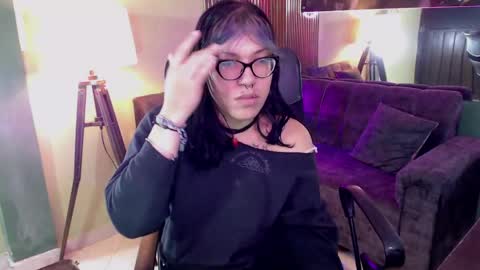 lilith  online show from April 2026 02:33:01 PM