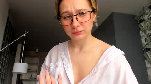 Snapshot of lilith_lutherlow chatting on April 2026 01:49:01 PM lilith online show from April 2026 01:49:01 PM