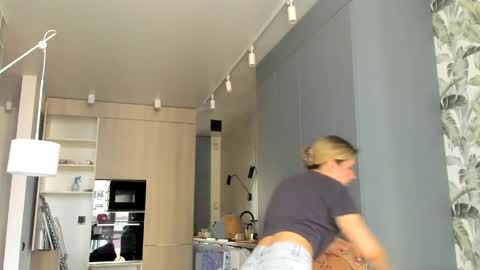 Snapshot of lilith_lutherlow chatting on April 2026 09:58:01 AM lilith online show from April 2026 09:58:01 AM