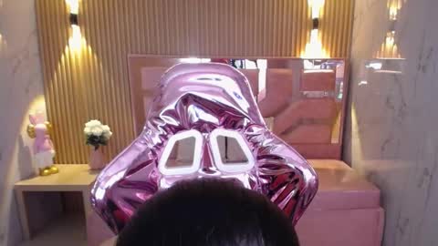 Snapshot of lilith_petit_sub chatting on February 2025 01:58:01 AM Lilith  online show from February 2025 01:58:01 AM