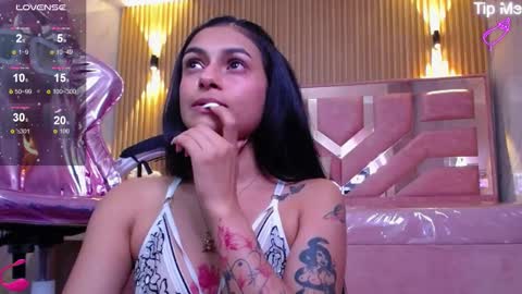 Snapshot of lilith_petit_sub chatting on February 2025 11:13:01 PM Lilith  online show from February 2025 11:13:01 PM