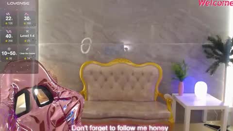 Snapshot of lilith_petit_sub chatting on February 2025 01:10:01 PM Lilith  online show from February 2025 01:10:01 PM