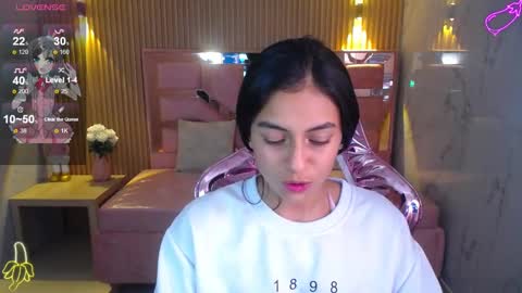 Snapshot of lilith_petit_sub chatting on March 2025 10:11:02 AM Lilith  online show from March 2025 10:11:02 AM