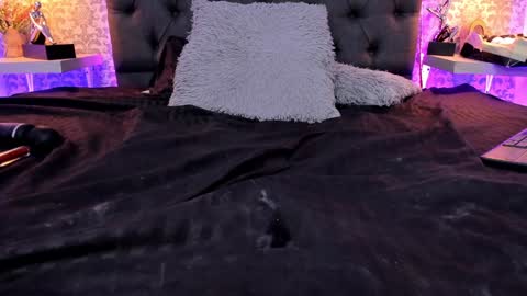 Snapshot of lilith_zen chatting on January 2025 07:48:01 AM LILITH ZEN online show from January 2025 07:48:01 AM