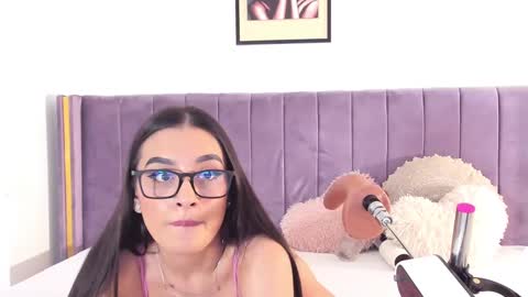 Lily online show from February 2025 06:24:01 PM