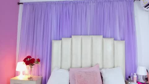 Lilith  online show from January 2025 04:26:01 AM