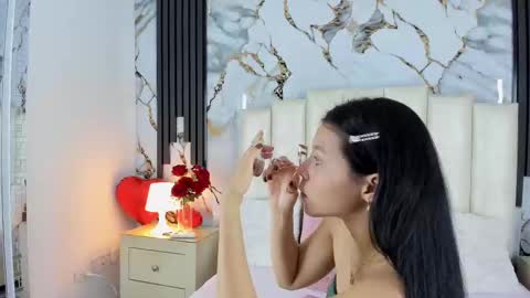 Lilith  online show from February 2025 04:40:02 AM