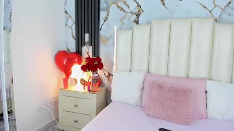 Lilith  online show from February 2025 07:11:02 AM