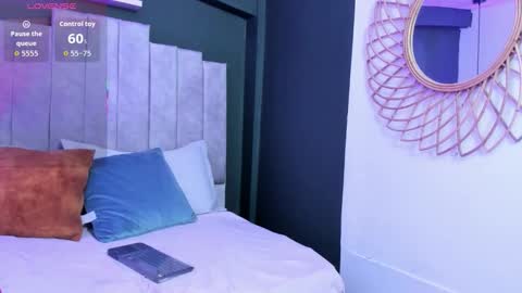 Lili  online show from January 2026 07:16:02 PM