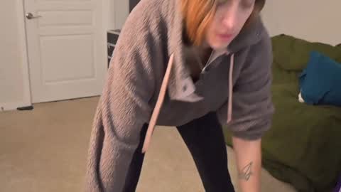 Snapshot of lilithoftrees chatting on December 2024 03:20:02 PM L online show from December 2024 03:20:02 PM