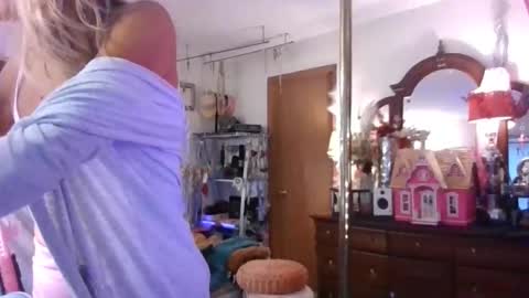 Snapshot of lilithohfish chatting on February 2026 06:56:01 PM Lilithohfish online show from February 2026 06:56:01 PM