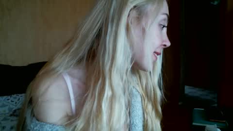 Snapshot of lilithris chatting on March 2026 03:11:01 PM Lenkaa777 online show from March 2026 03:11:01 PM