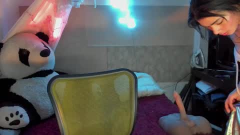 lilithsabeth online show from November 2025 12:15:01 PM