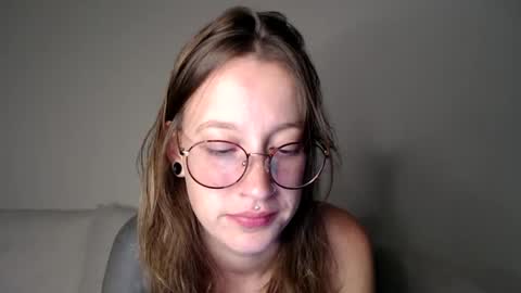 Snapshot of liljbby chatting on October 2025 11:35:01 PM Jay  please help me reach 50 thumbs up online show from October 2025 11:35:01 PM