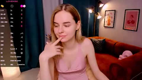Lillian online show from July 2026 08:40:02 AM