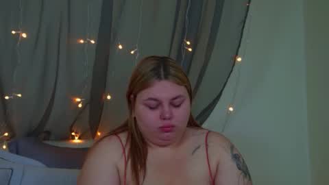 Snapshot of lillianhaig chatting on November 2025 07:00:02 AM LillianHaig online show from November 2025 07:00:02 AM