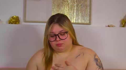 LillianHaig online show from March 2026 06:48:01 PM