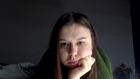 Lily online show from October 2025 06:13:02 AM