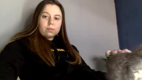 Lily online show from October 2025 11:43:01 AM