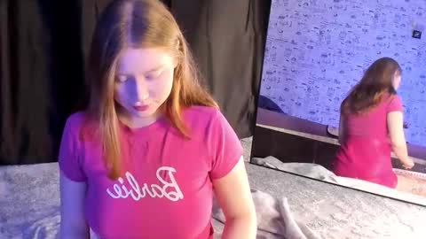 lillie_berry online show from October 2025 04:44:02 AM