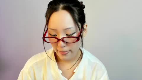 Snapshot of lillie_sun chatting on June 2026 10:42:01 AM lillie_sun online show from June 2026 10:42:01 AM
