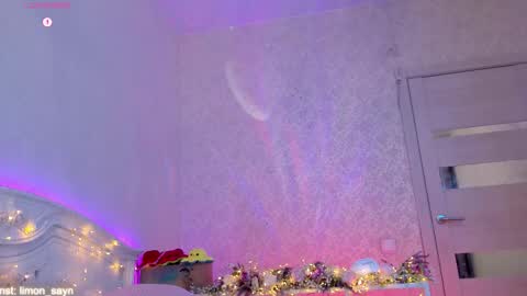 LilliMoore online show from October 2025 11:33:01 PM