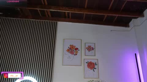 Sofia online show from March 2026 01:24:01 PM